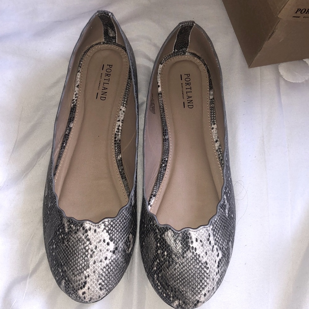 Portland Snake Skin Flats
